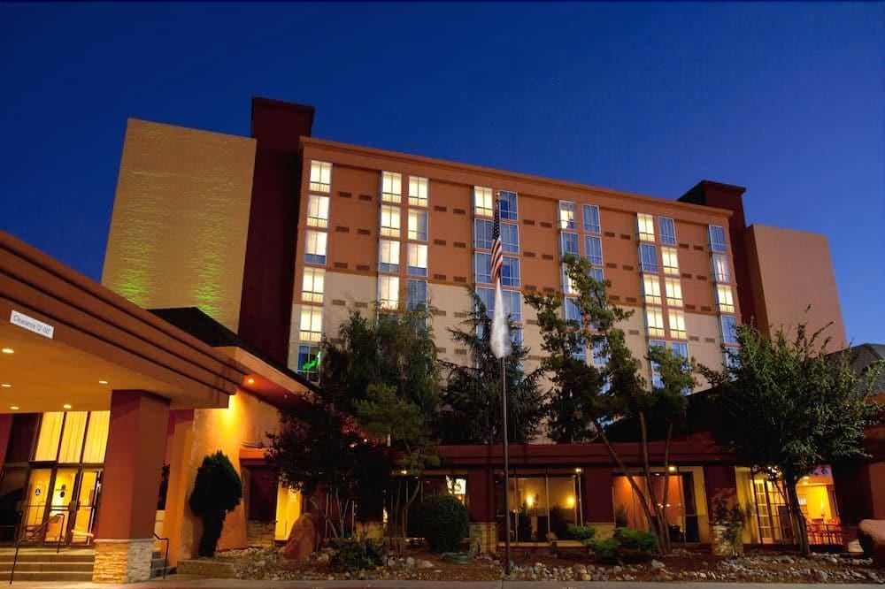 Best Western Plus Sparks-Reno Hotel Exterior photo